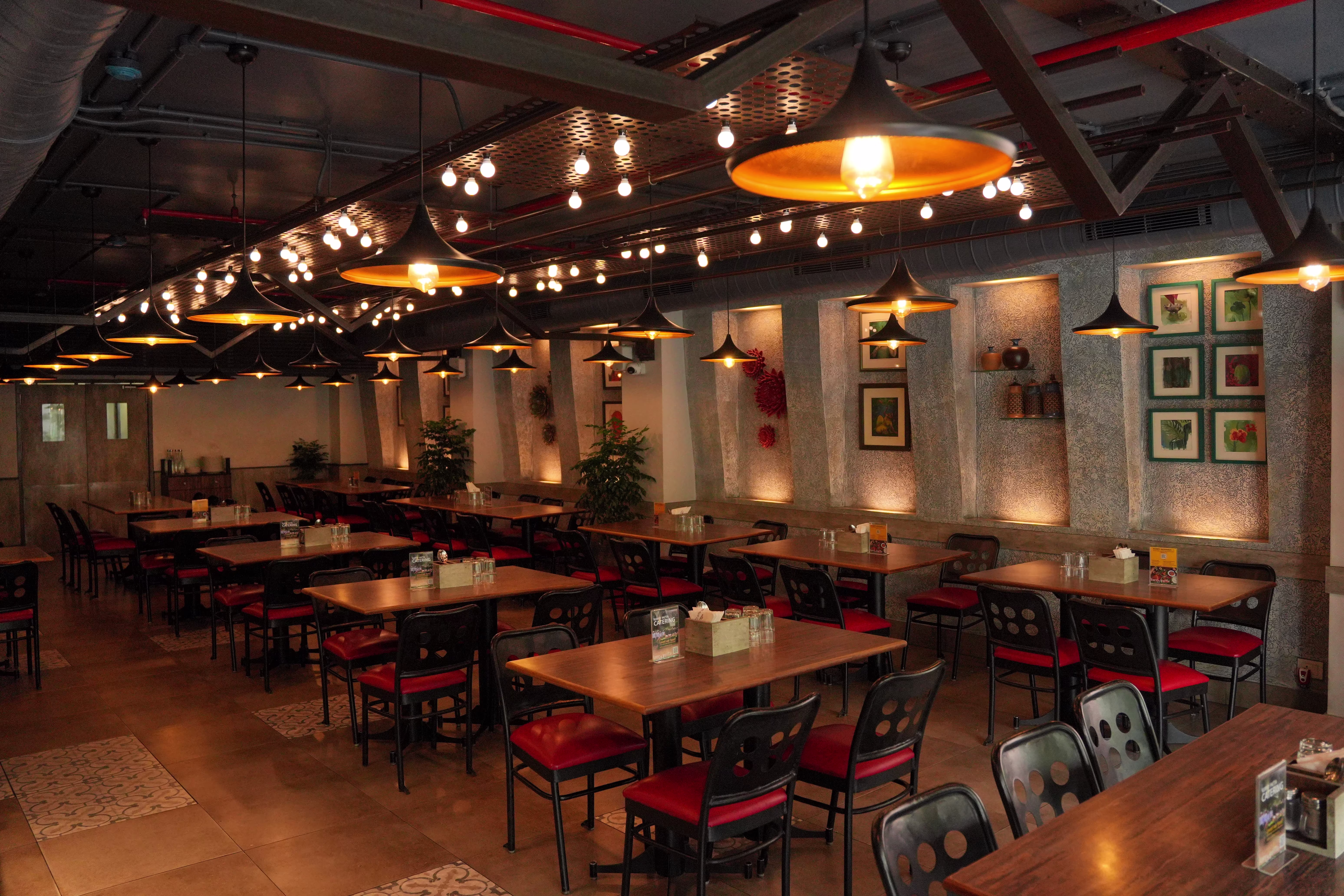 Purely vegetarian multicuisine restaurant interiors — Kurry Patta